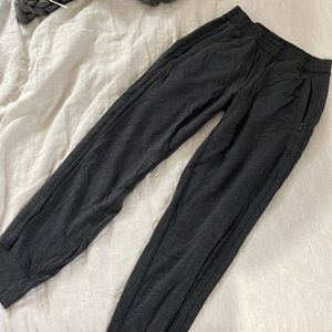 Lululemon joggers
